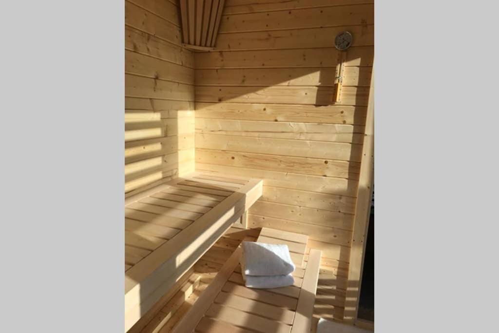 Orchardhouse Farmhouse, Wellness Chrast  Luaran gambar